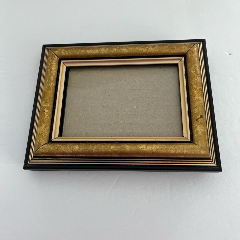 Vintage Brushed Gold And Black Photo Frame 7 X 5.5” for Photo 3.5 X 5”